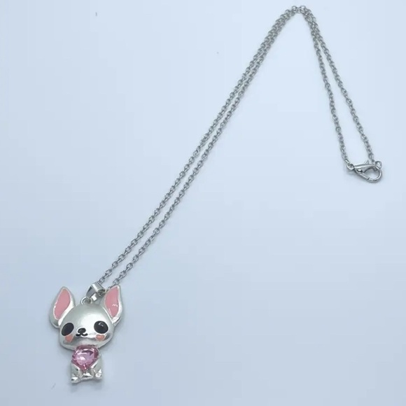 Cadena plateada con dije de perrito chihuahua - Picture 3 of 6